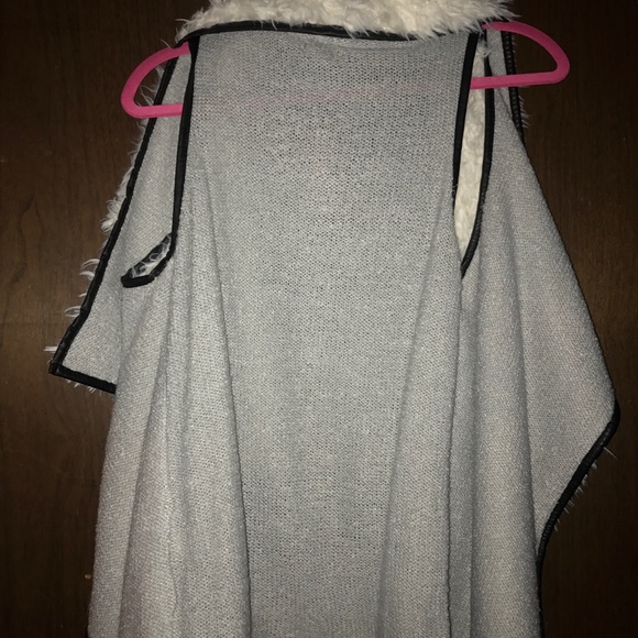 Fur Sweater Vest - Picture 2 of 3